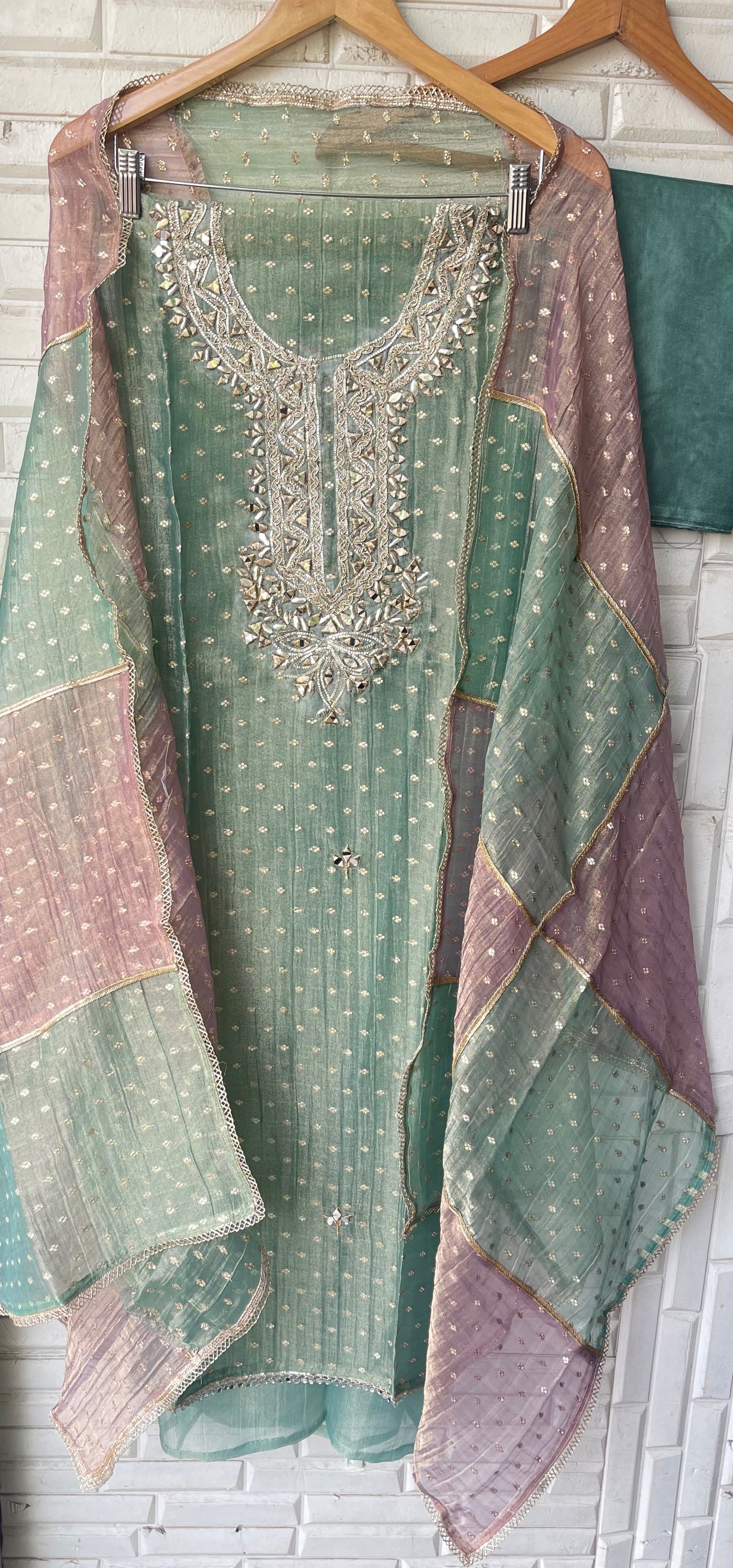 Banarasi shimmer glass organza unstitched ladies suit Rc19295 (b)
