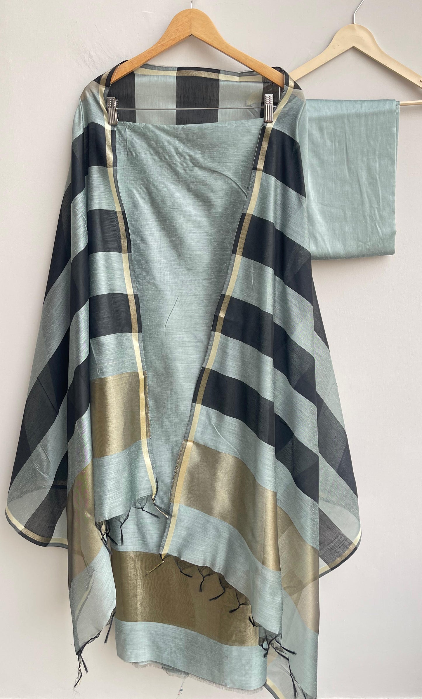 Chanderi silk unstitched ladies suit Rc17994 (d)