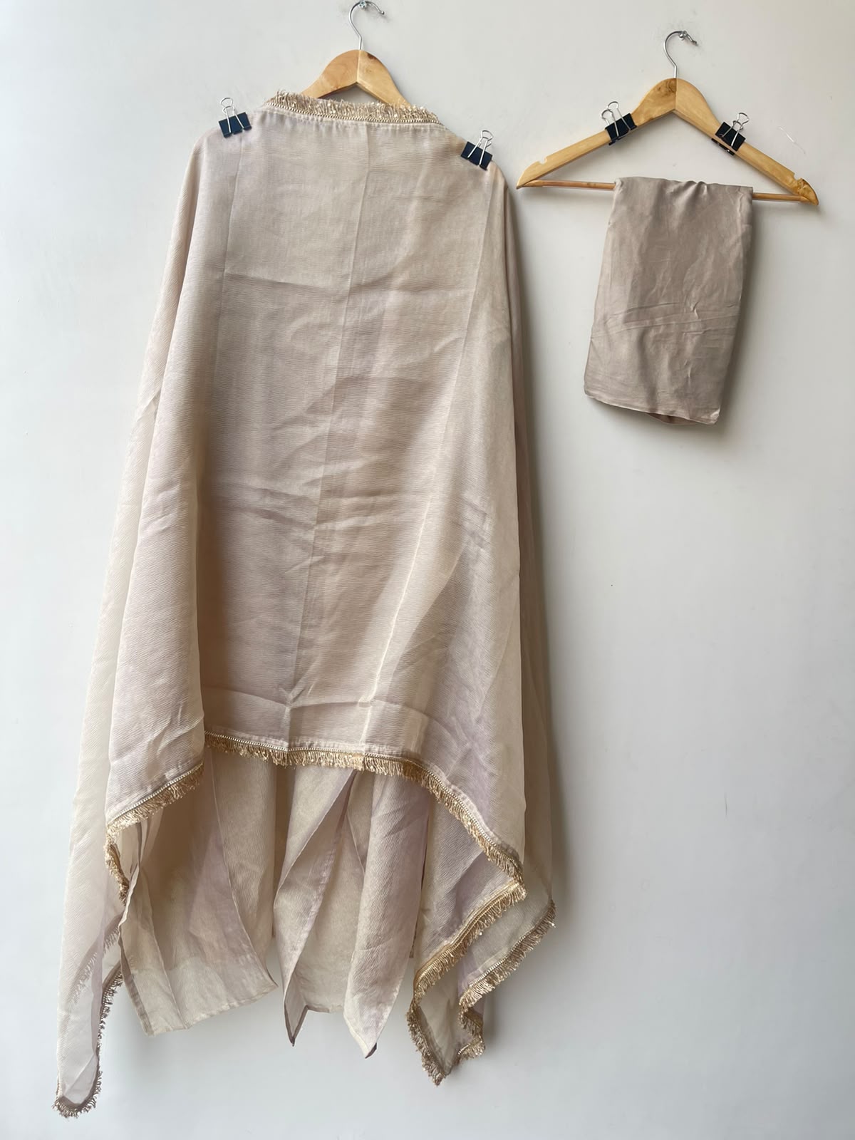 Shimmer tissue unstitched ladies suit Rc19264
