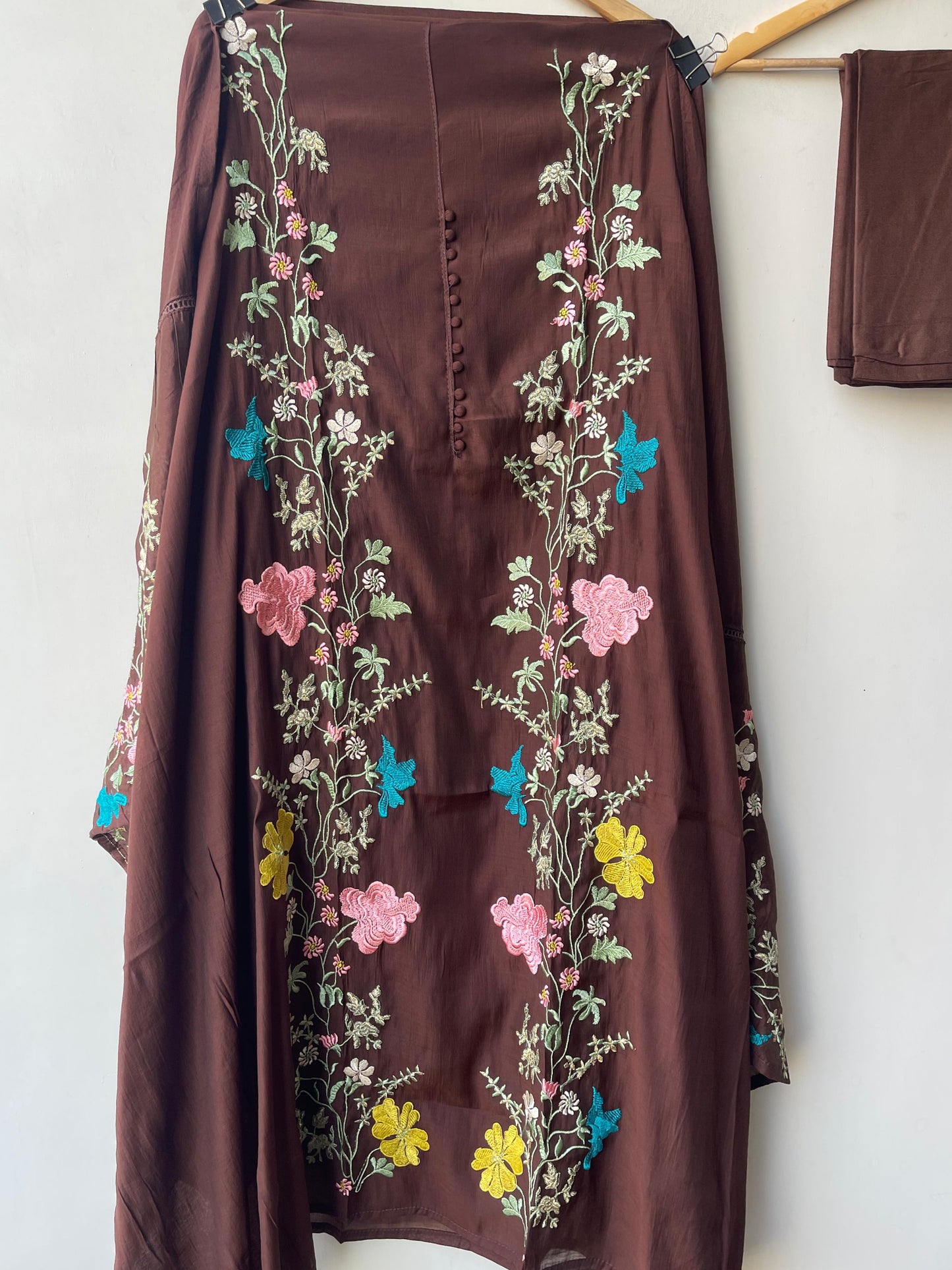 Mul chanderi cotton printed unstitched ladies suit Rc19329 (b)