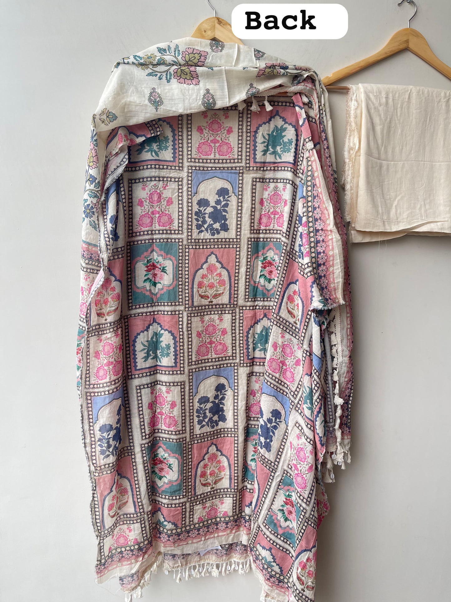 Mul chanderi printed ladies unstitched suit Rc19150 (a)