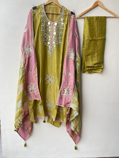 Shimmer silk unstitched ladies suit