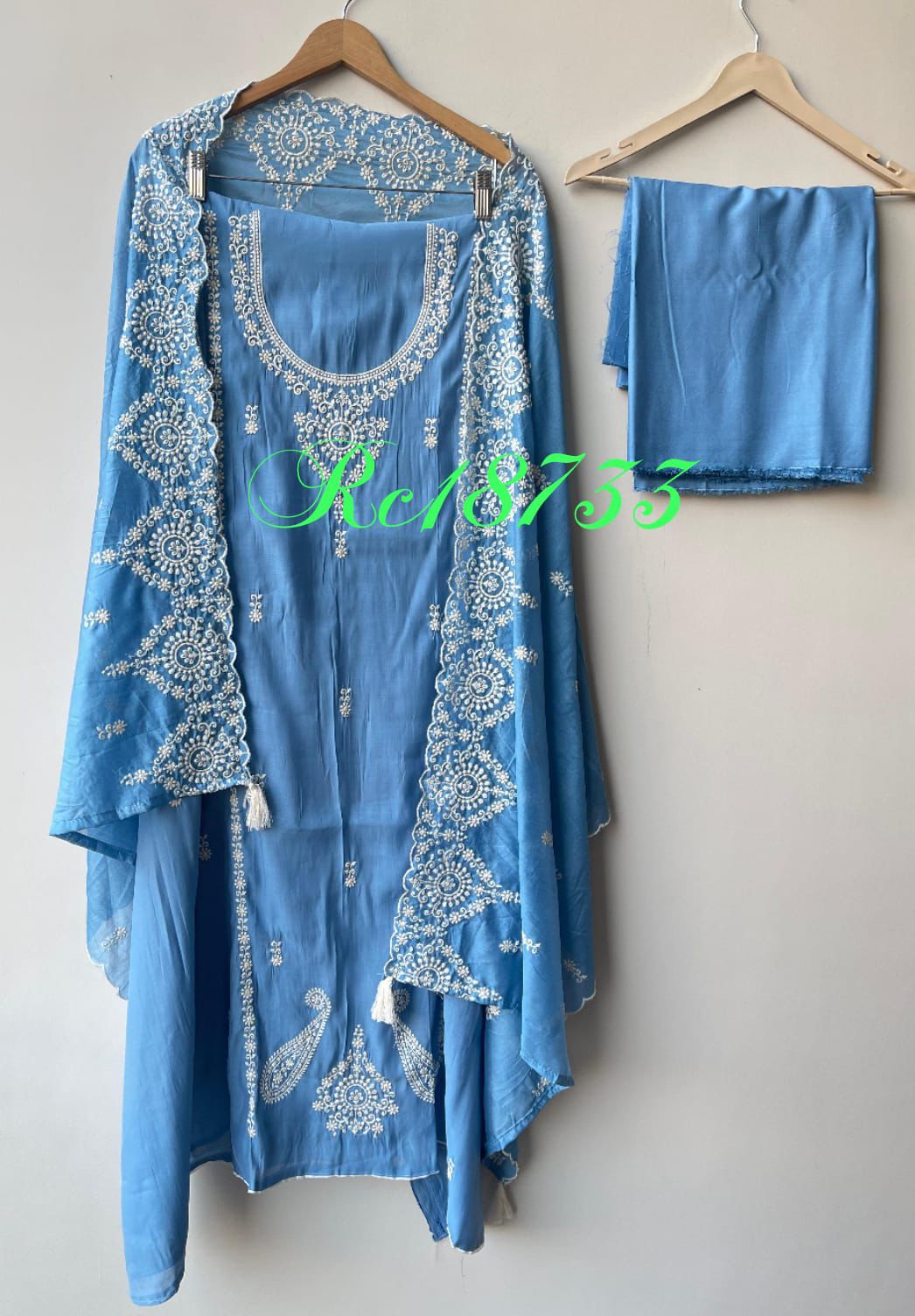 Soft Cotton Unstitched Ladies Suit RC-18733 – view 3
