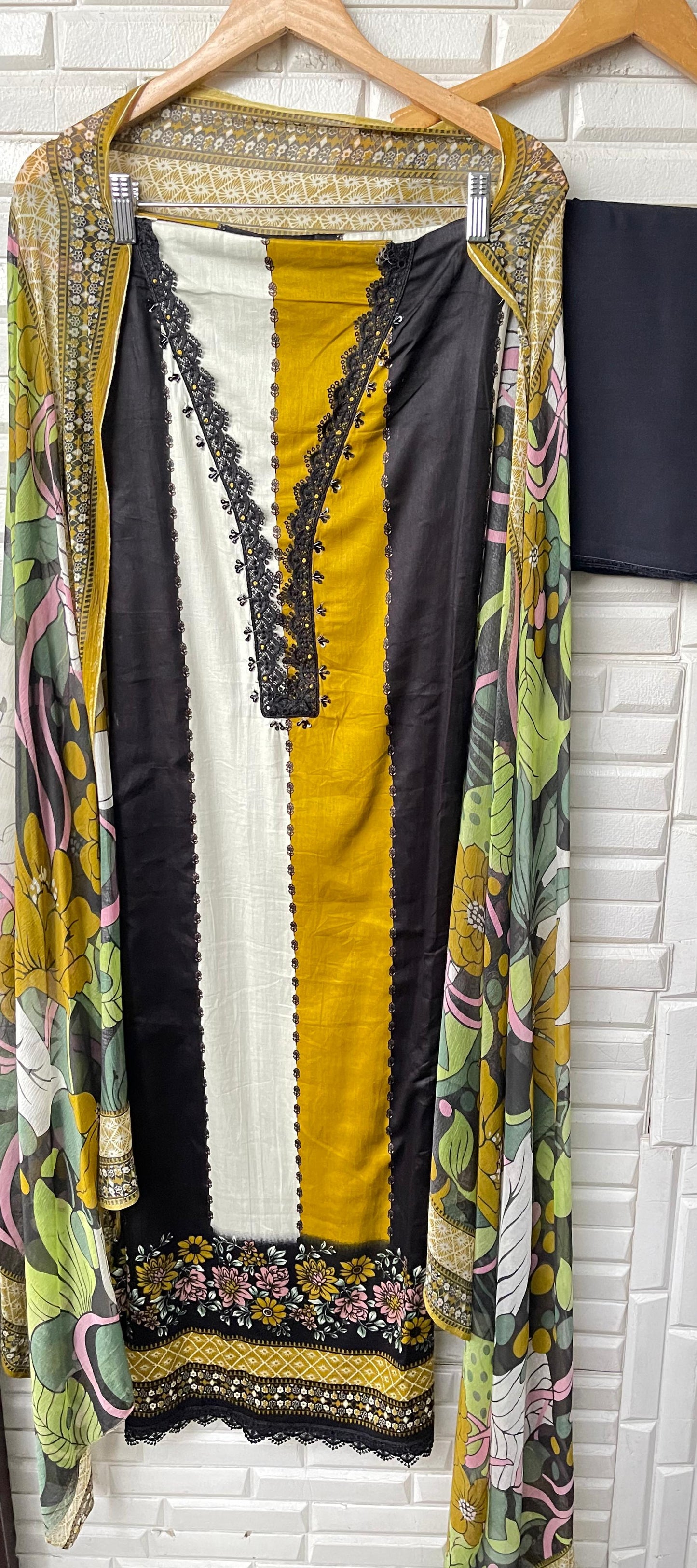 Cotton unstitched ladies suit Rc17463