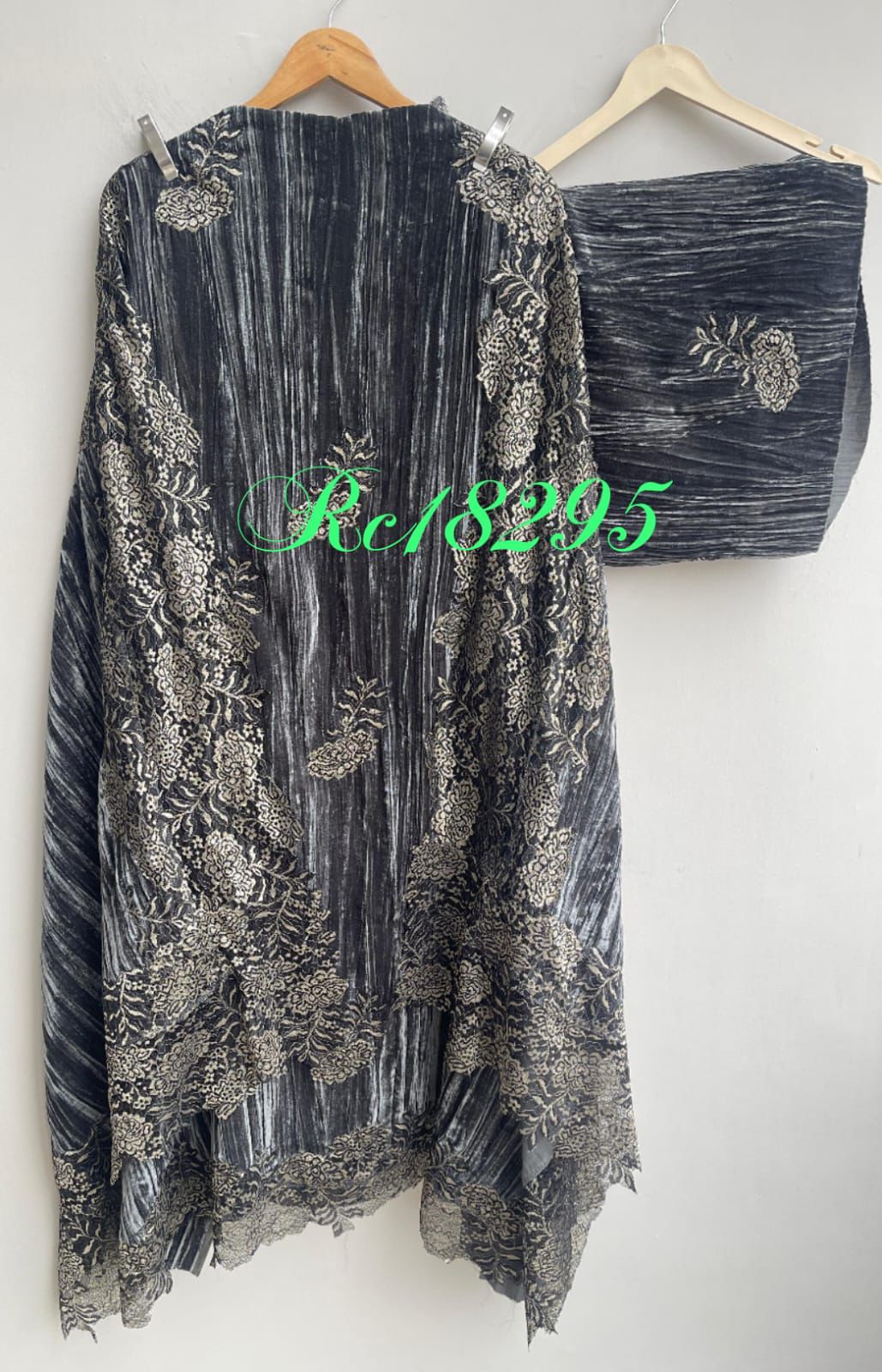 Micra crushed velvet unstitched ladies suit Rc18295