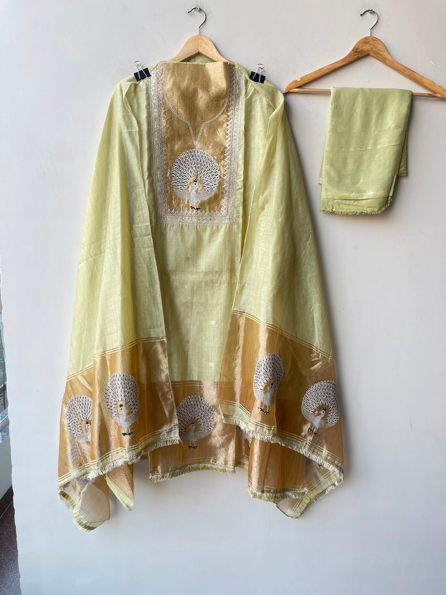 Banarasi mul chanderi ladies unstitched suit Rc19277 (a)