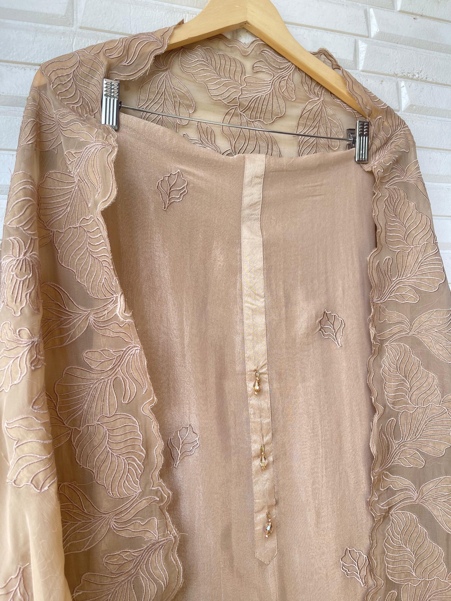 Shimmer silk unstitched ladies suit (b)