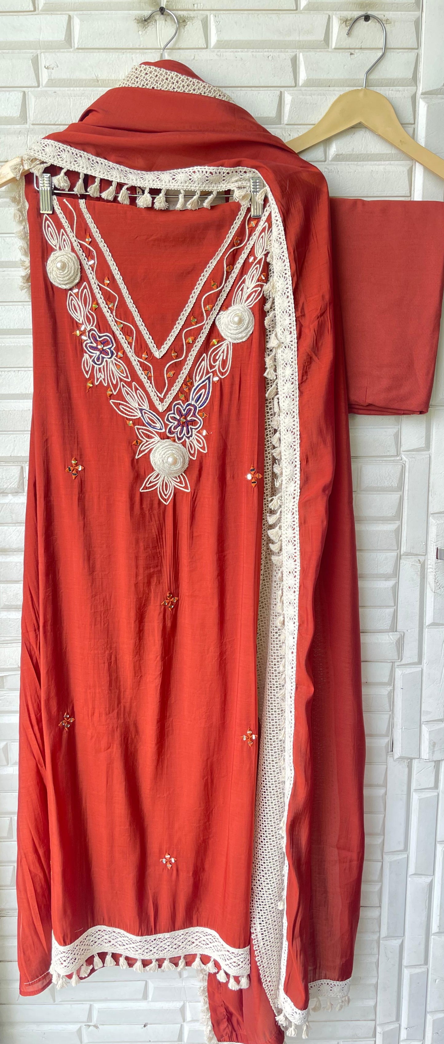 Mul chanderi unstitched ladies suit Rc17412