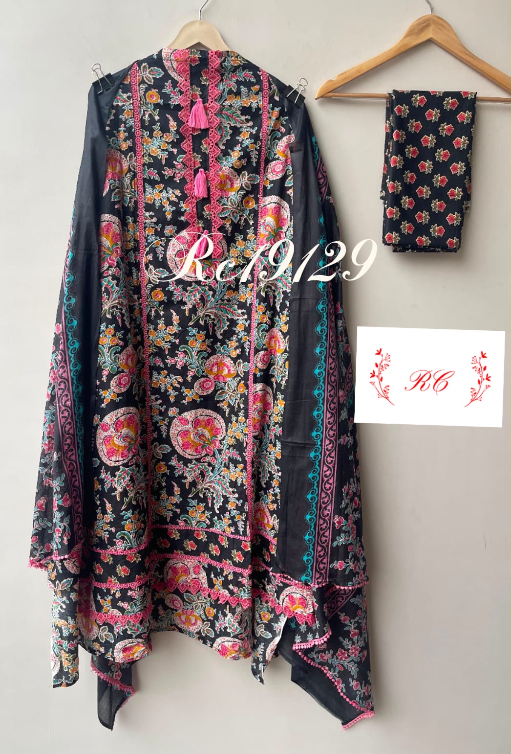 Cotton printed unstitched ladies suit Rc19129 (b)
