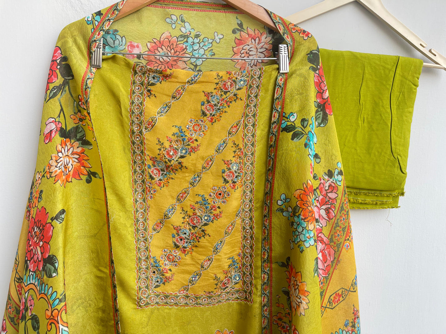 Shimmer Silk Unstitched Ladies Suit RC-18100