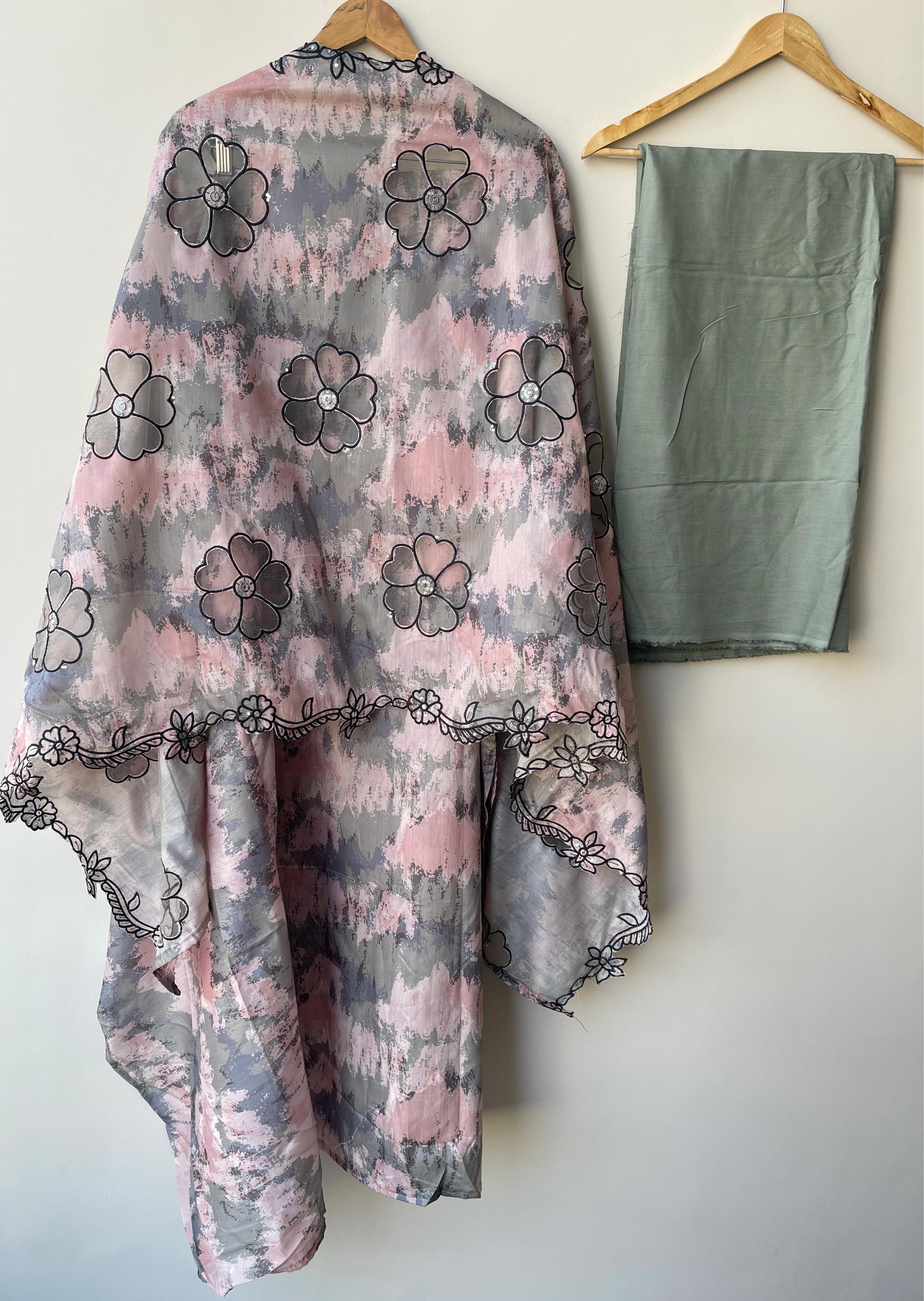 Cotton Silk Printed Unstitched Ladies Suit RC-18650 – view 4