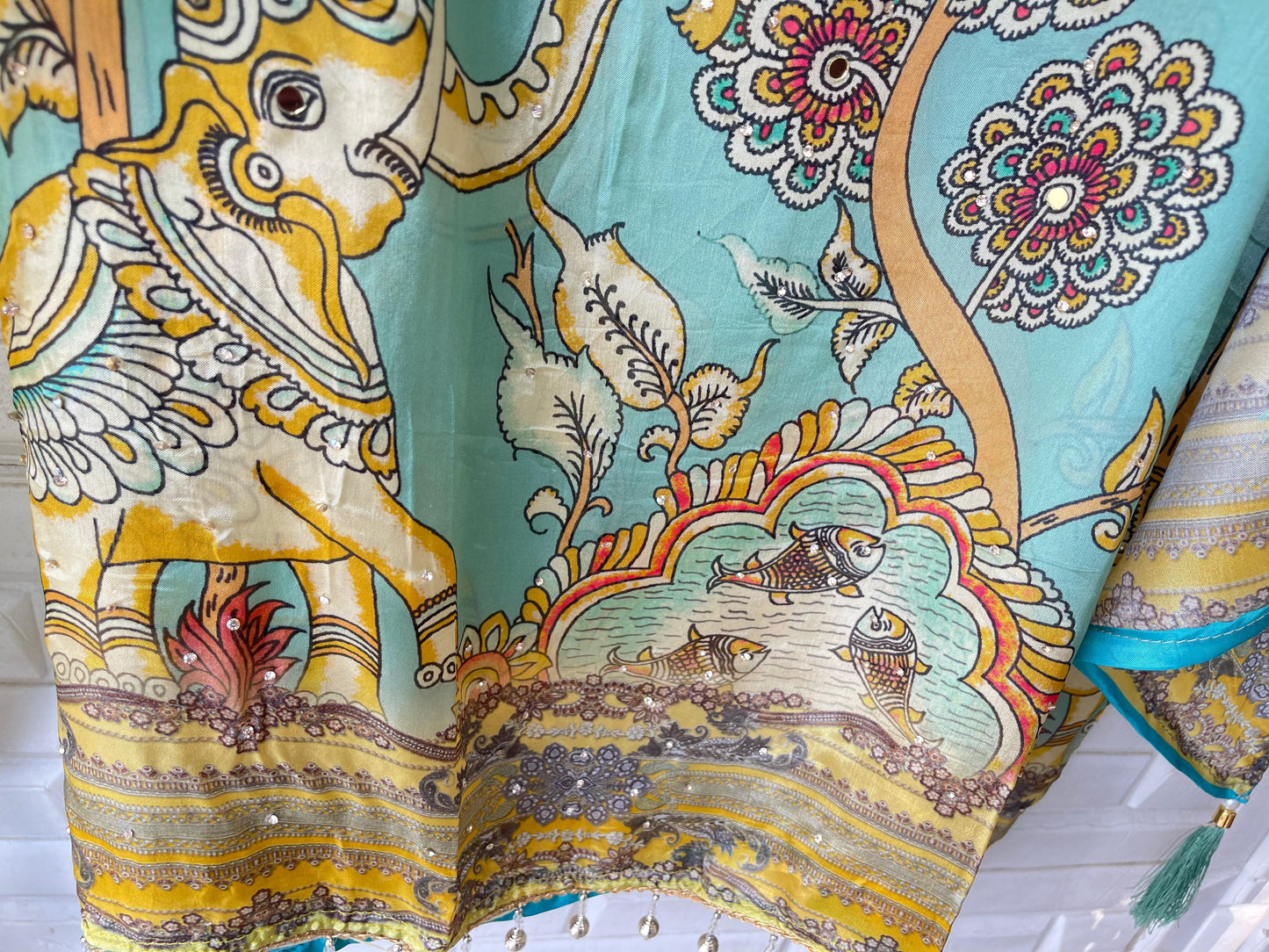 Crape satin unstitched ladies suit Rc17860