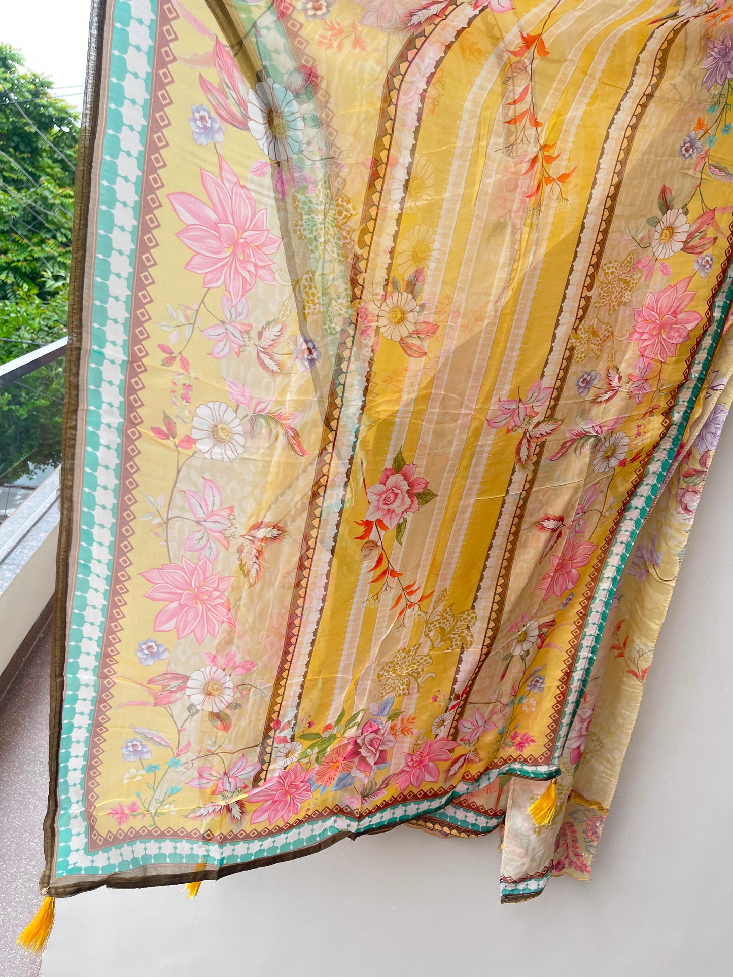 Organza printed unstitched ladies suit Rc19214