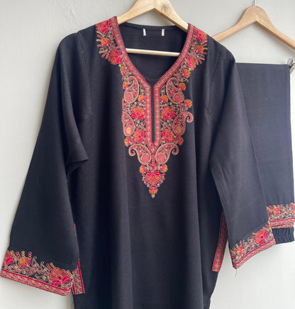 Kashmiri woolen pheron ready coord set Rc18250