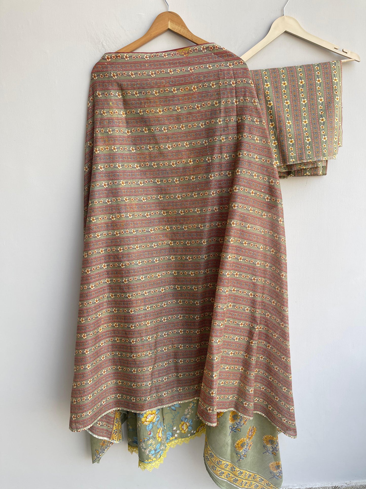 Cotton printed unstitched ladies suit Rc18537 (a)