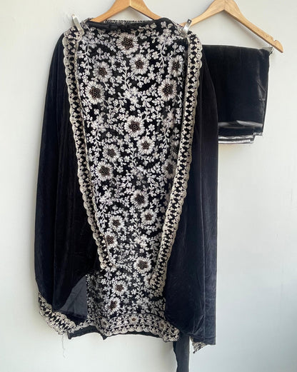 Resham embroidered unstitched velvet ladies suit Rc18838 (b)