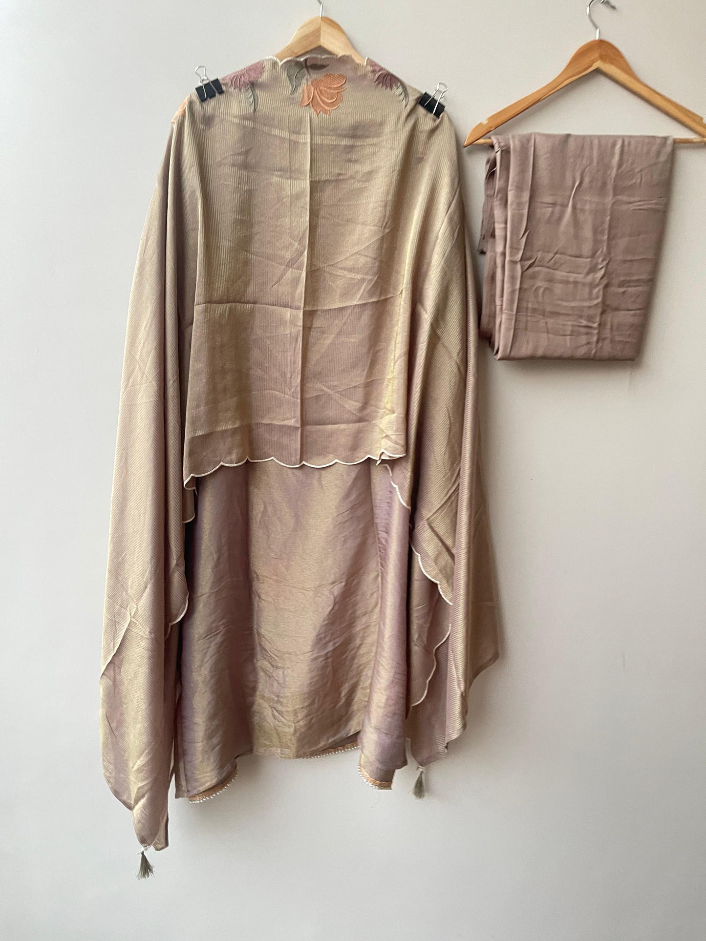 Soft shimmer silk unstitched ladies suit Rc18913