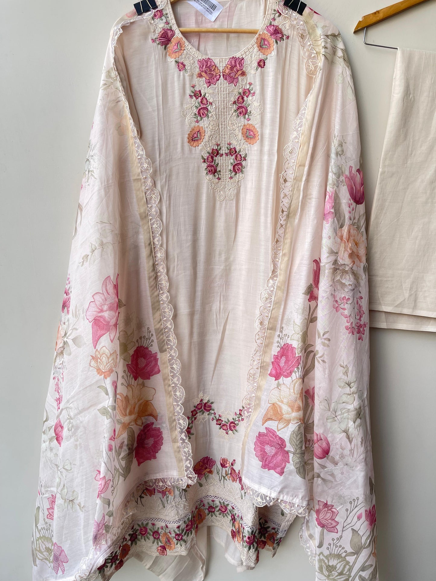 Mul Chanderi Unstitched Ladies Suit RC18853 – view 4