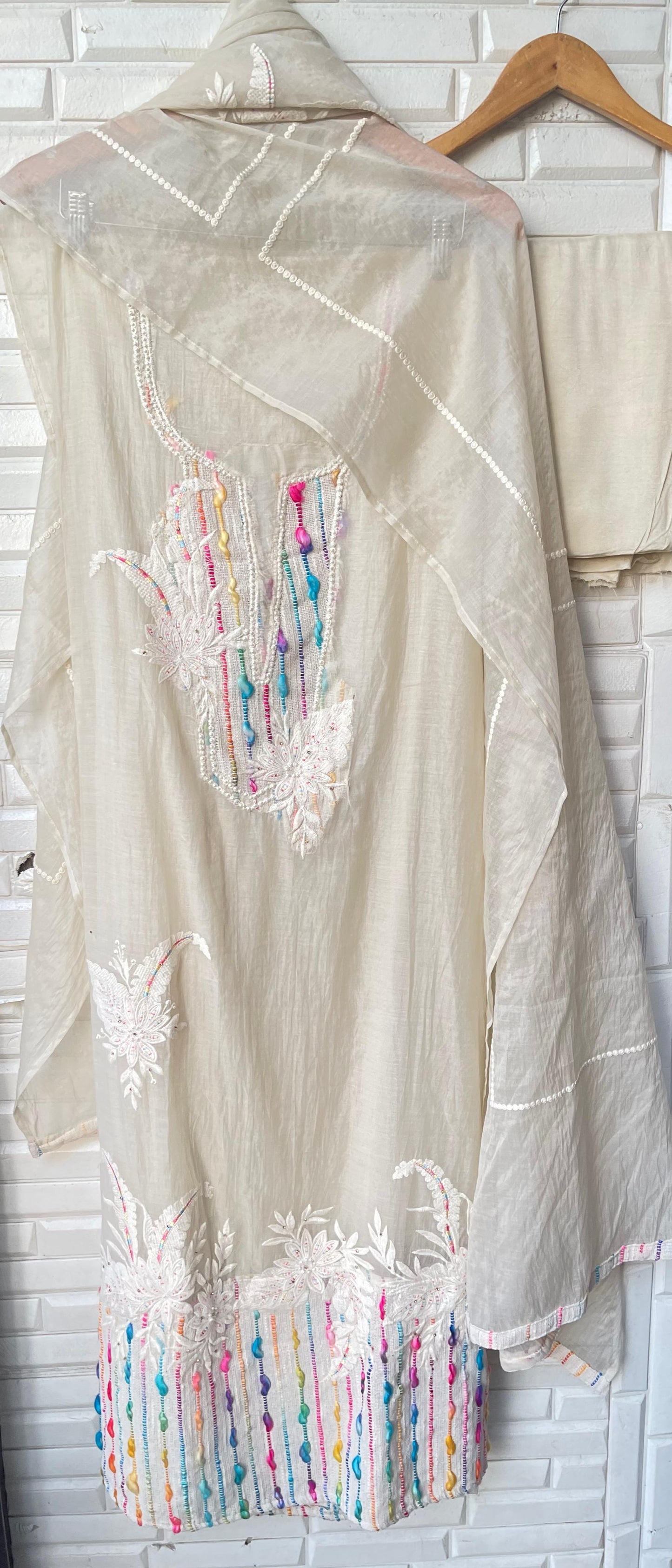 Mul chanderi unstitched ladies suit Rc17836