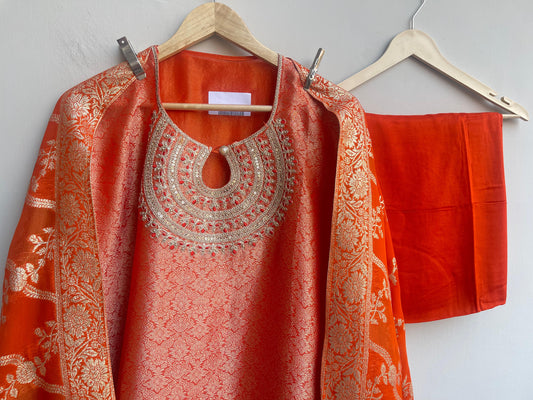 Banarasi shimmer silk unstitched ladies suit Rc18098 (a)