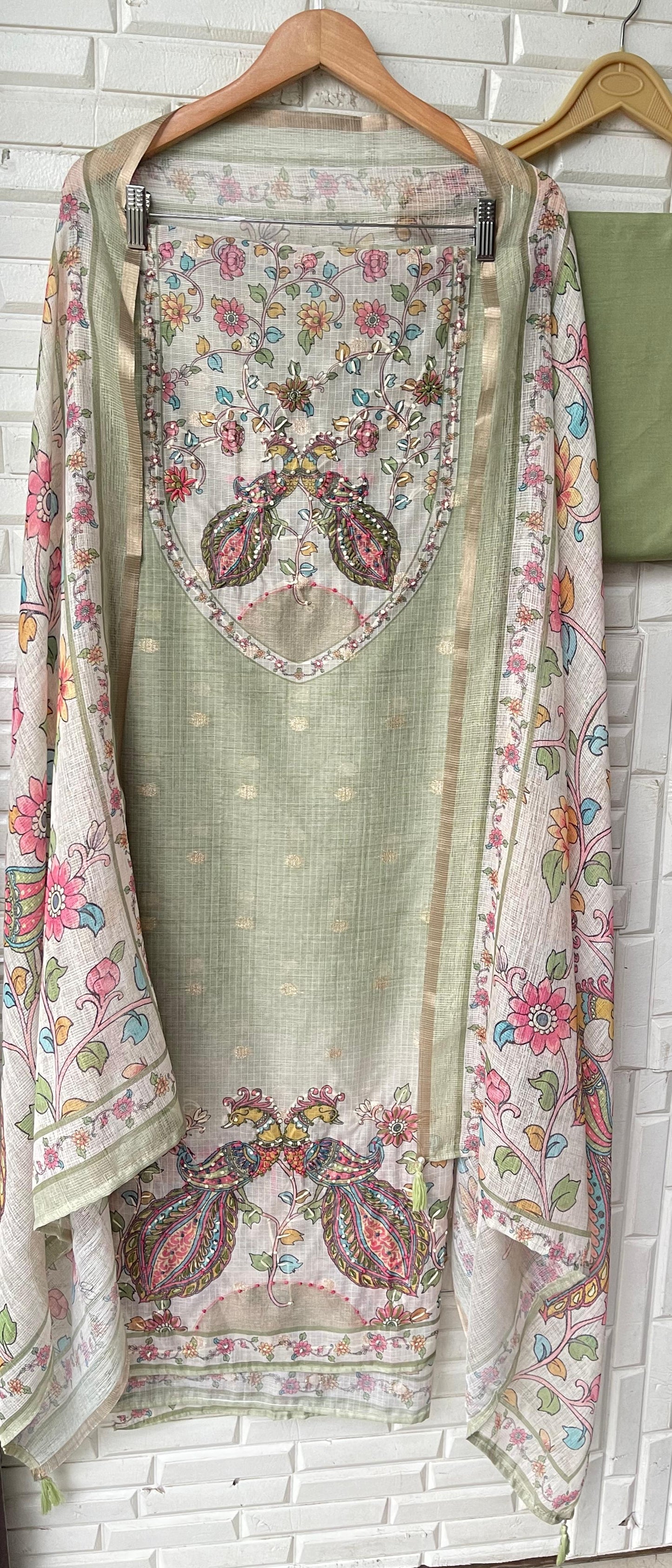 Banarasi kota doriya unstitched ladies suit Rc17456 (a)