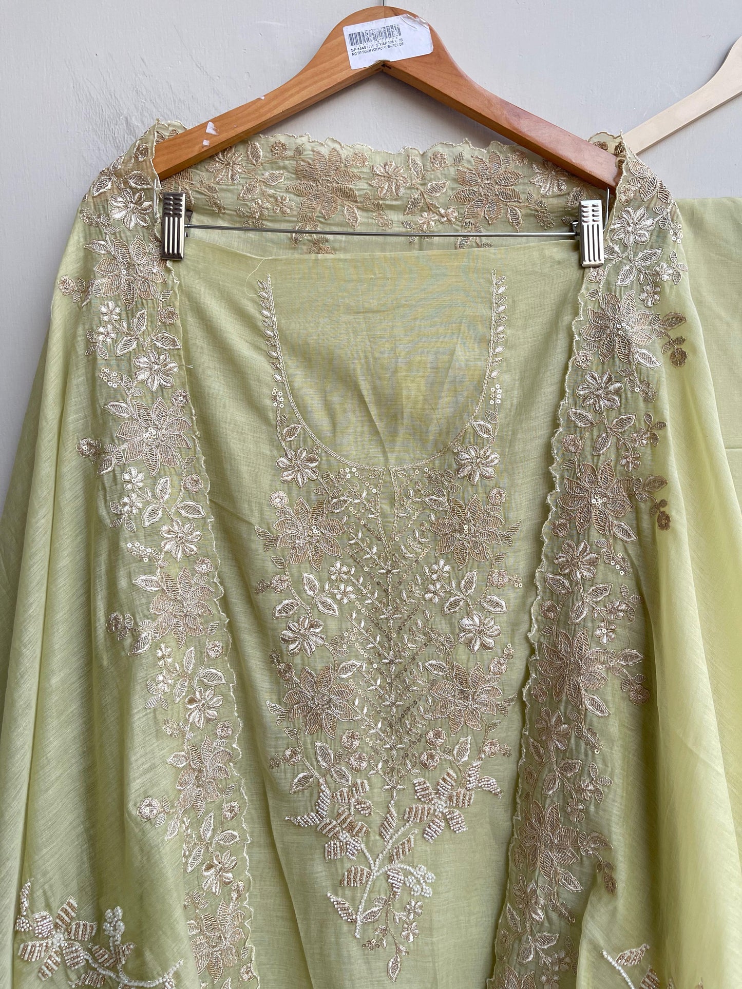 Pure mul chanderi unstitched ladies suit Rc18503 (b)