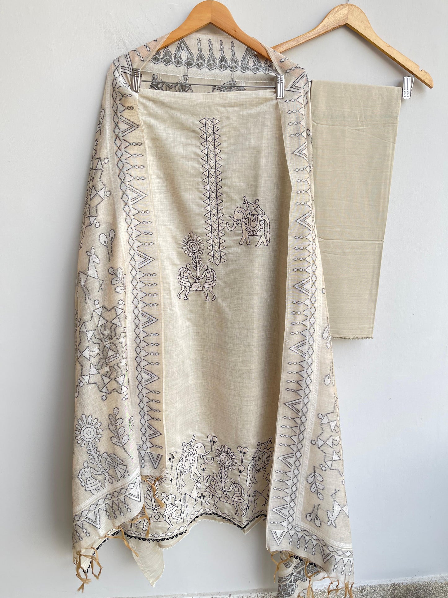 Khaadi Silk Worli Art Ladies Unstitched Suit RC-18558 – view 4