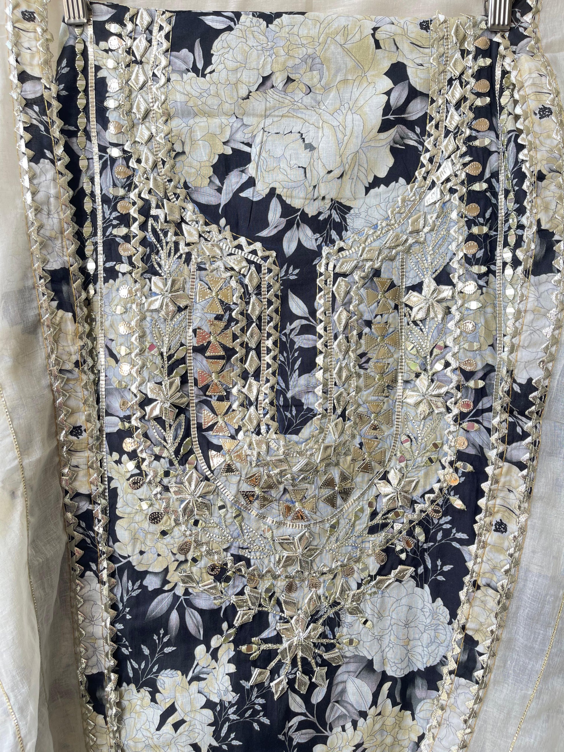 Mul Cotton Printed Unstitched Ladies Suit RC-18617 – view 7