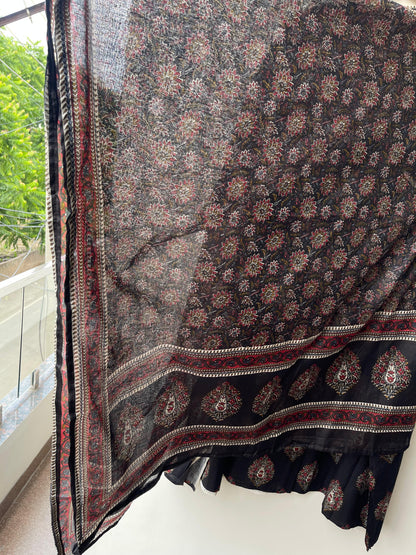Cotton printed unstitched ladies suit Rc18923