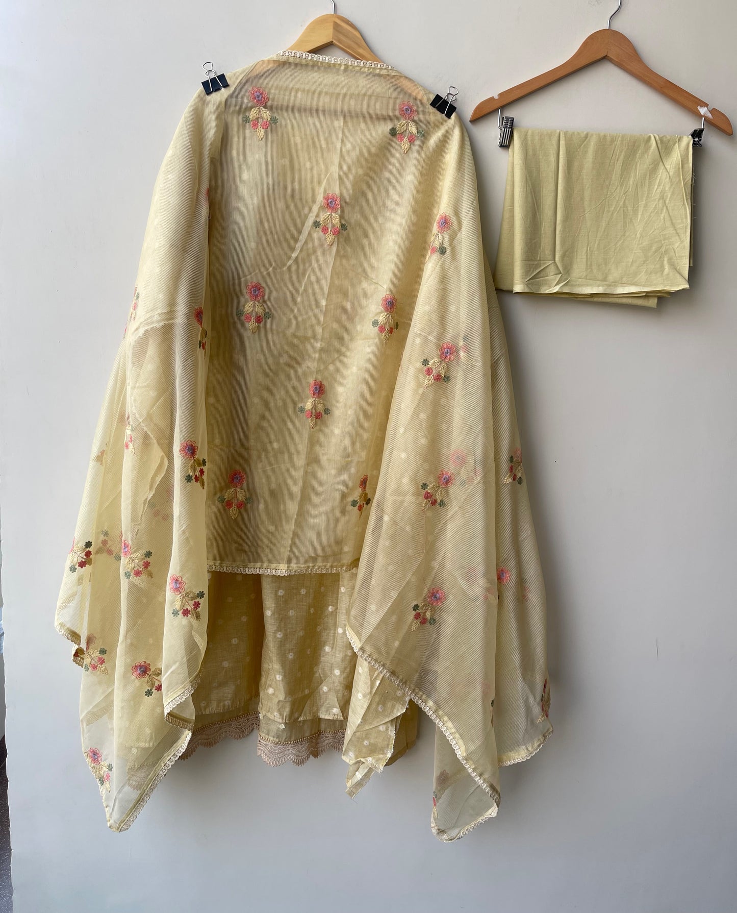 Mul chanderi unstitched ladies suit Rc18954