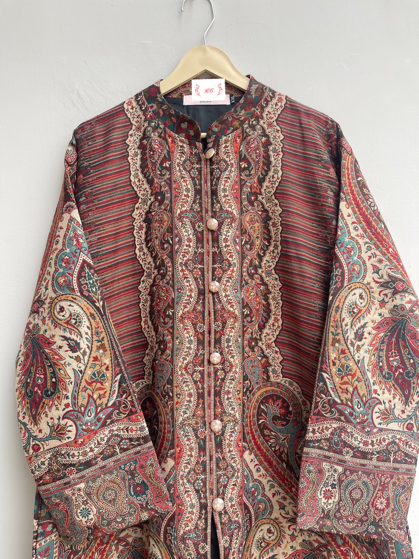 Jacquard woven stitched winter wear jacket  Rc17992