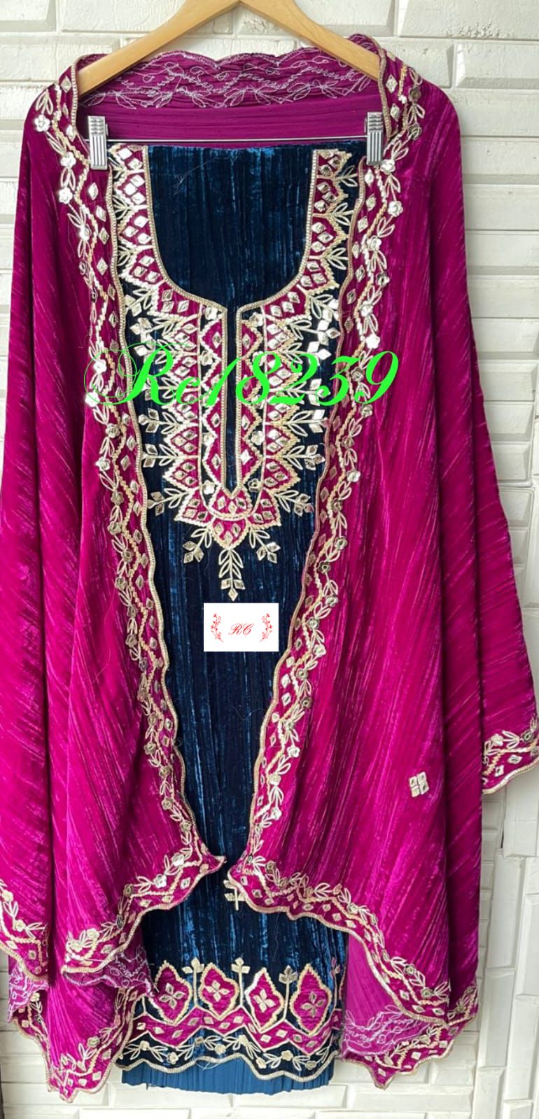 Micra crushed velvet unstitched ladies suit Rc18239