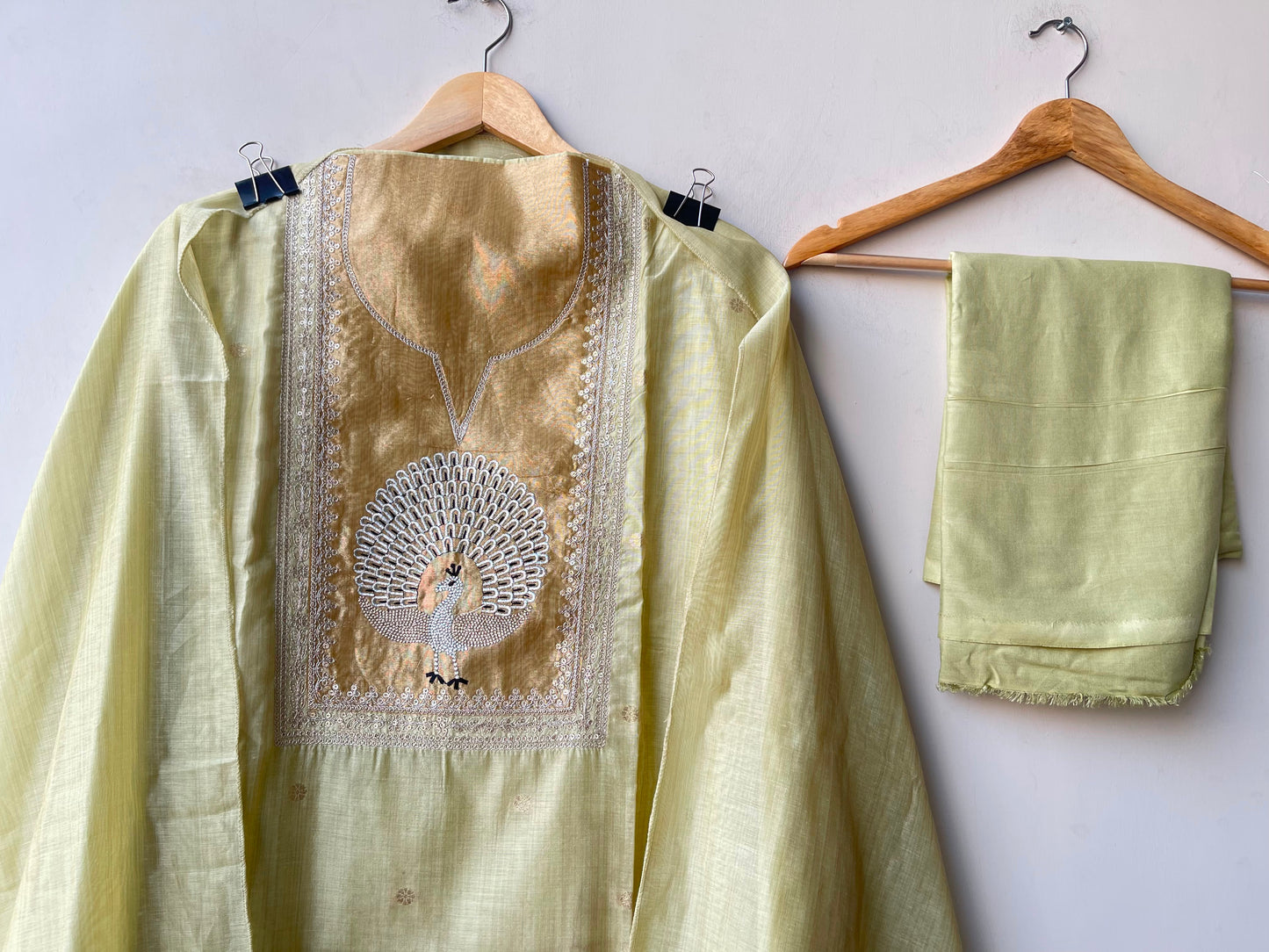 Banarasi mul chanderi ladies unstitched suit Rc19277 (a)
