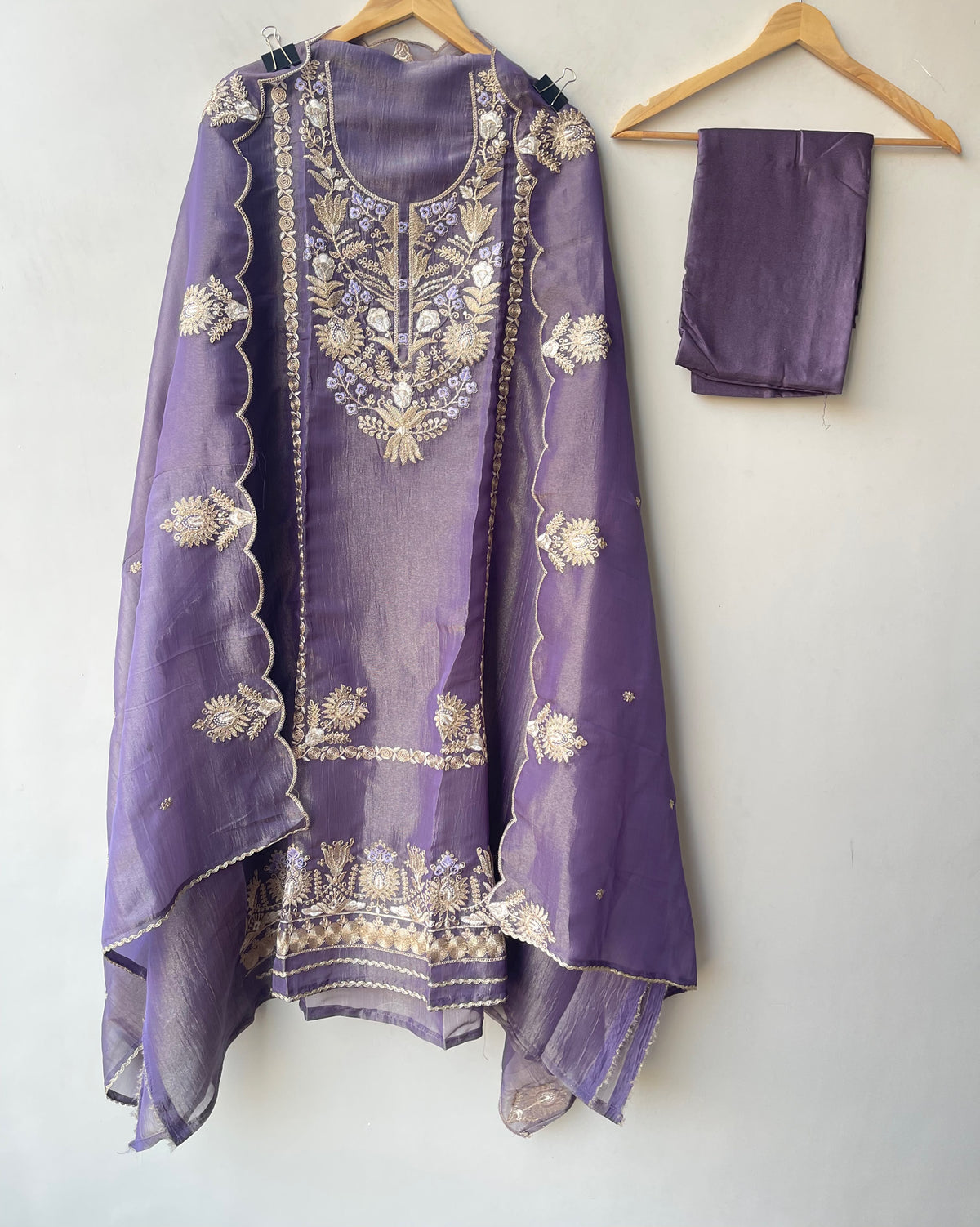 Elegant Shimmer Tissue Organza Unstitched 3 Pcs Suit Set