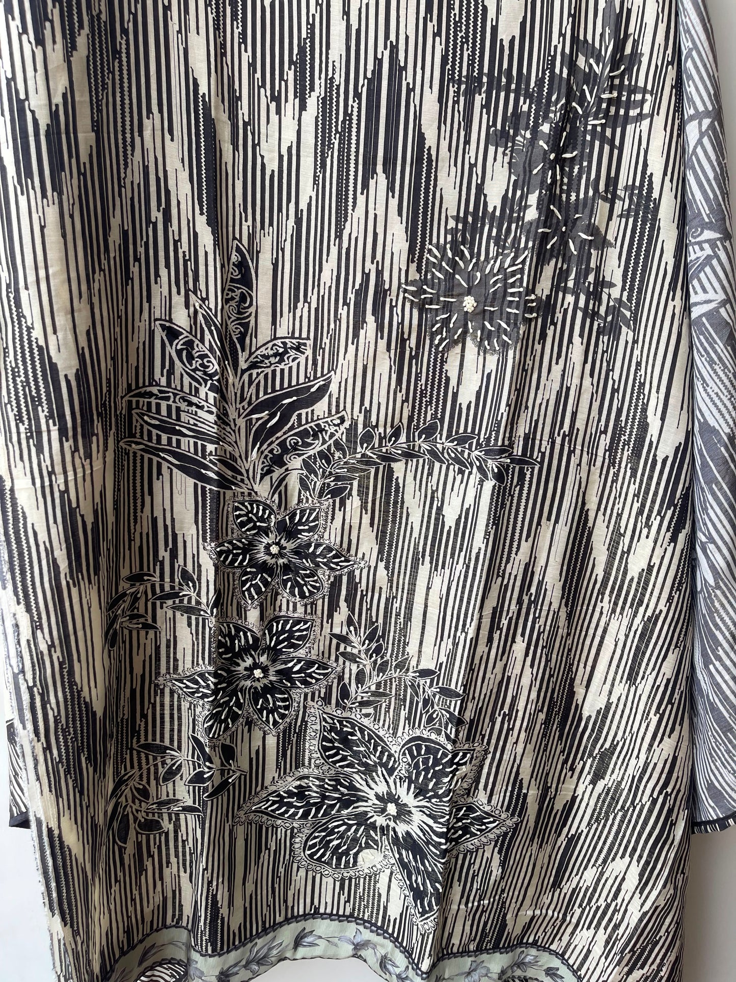 Zari weaving muslin printed ladies suit Rc18993