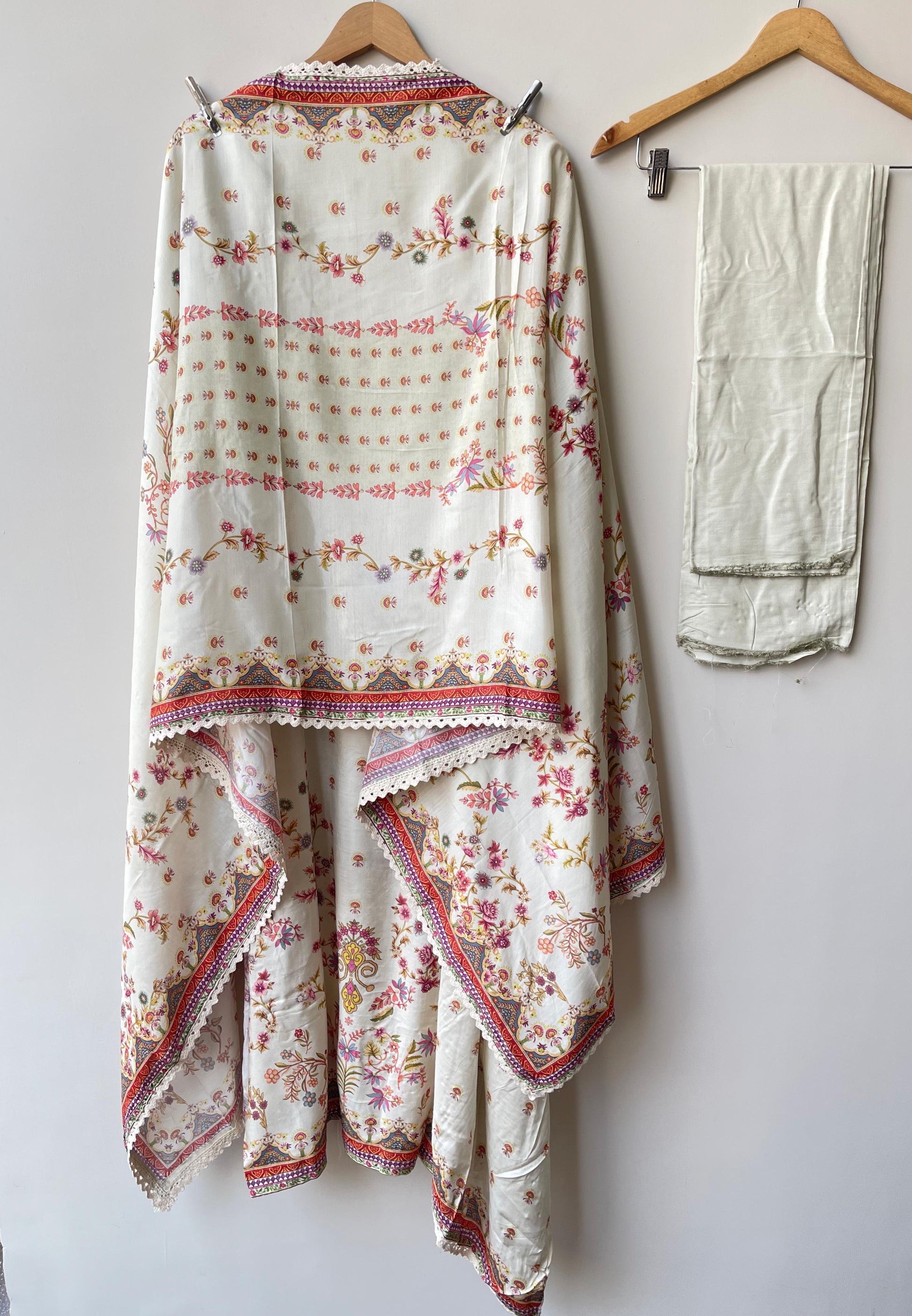 Muslin Printed Unstitched Ladies Suit RC-18688 – view 3