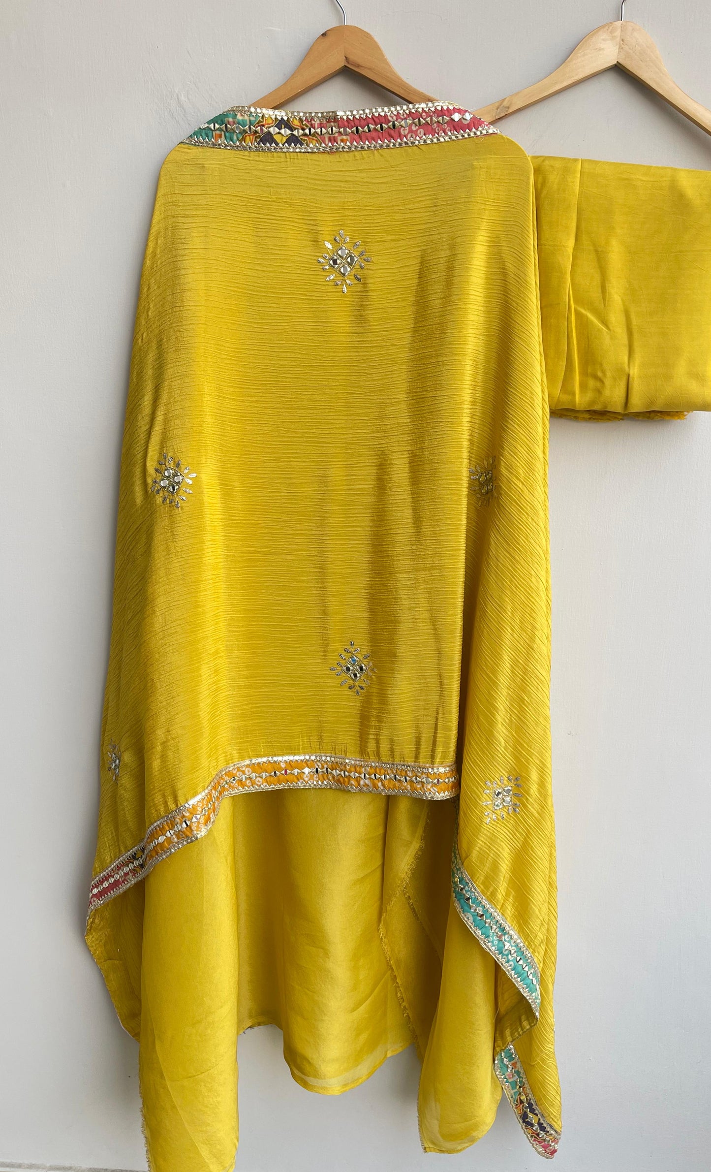 Silk unstitched ladies suit Rc18802