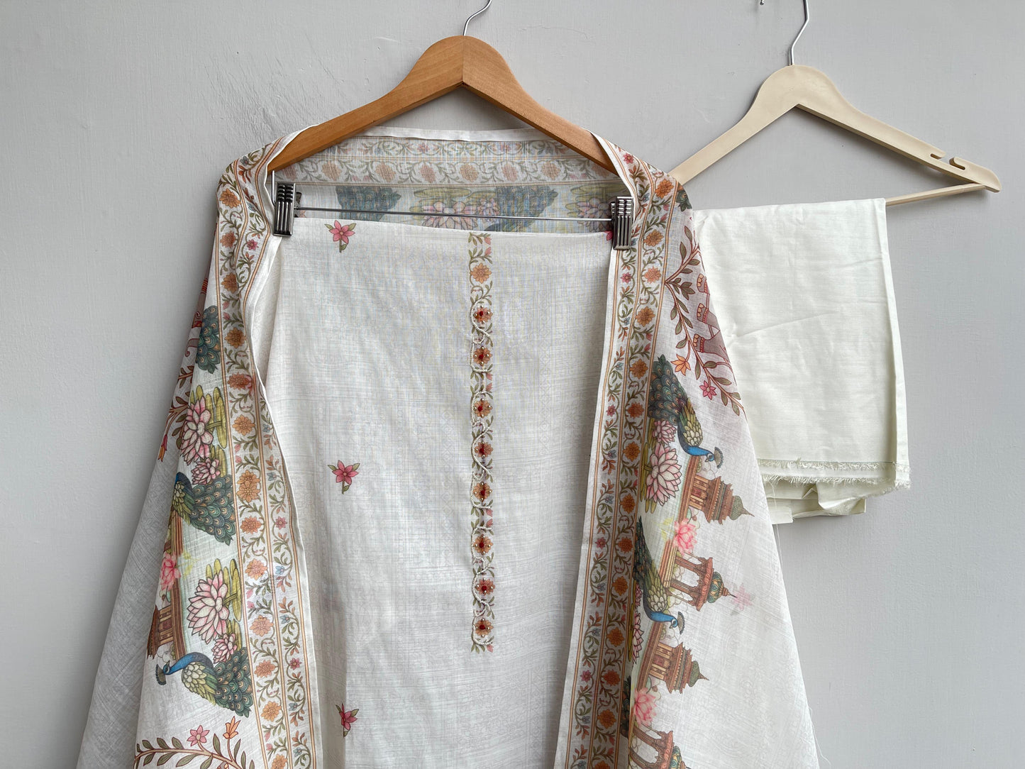 Linen Printed Unstitched Ladies Suit RC-18607