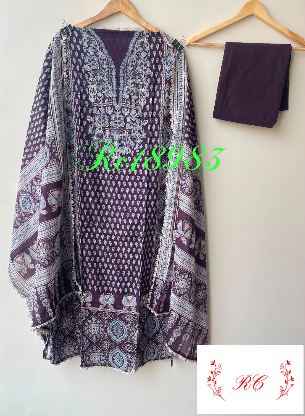 Mul cotton printed unstitched ladies suit Rc18983