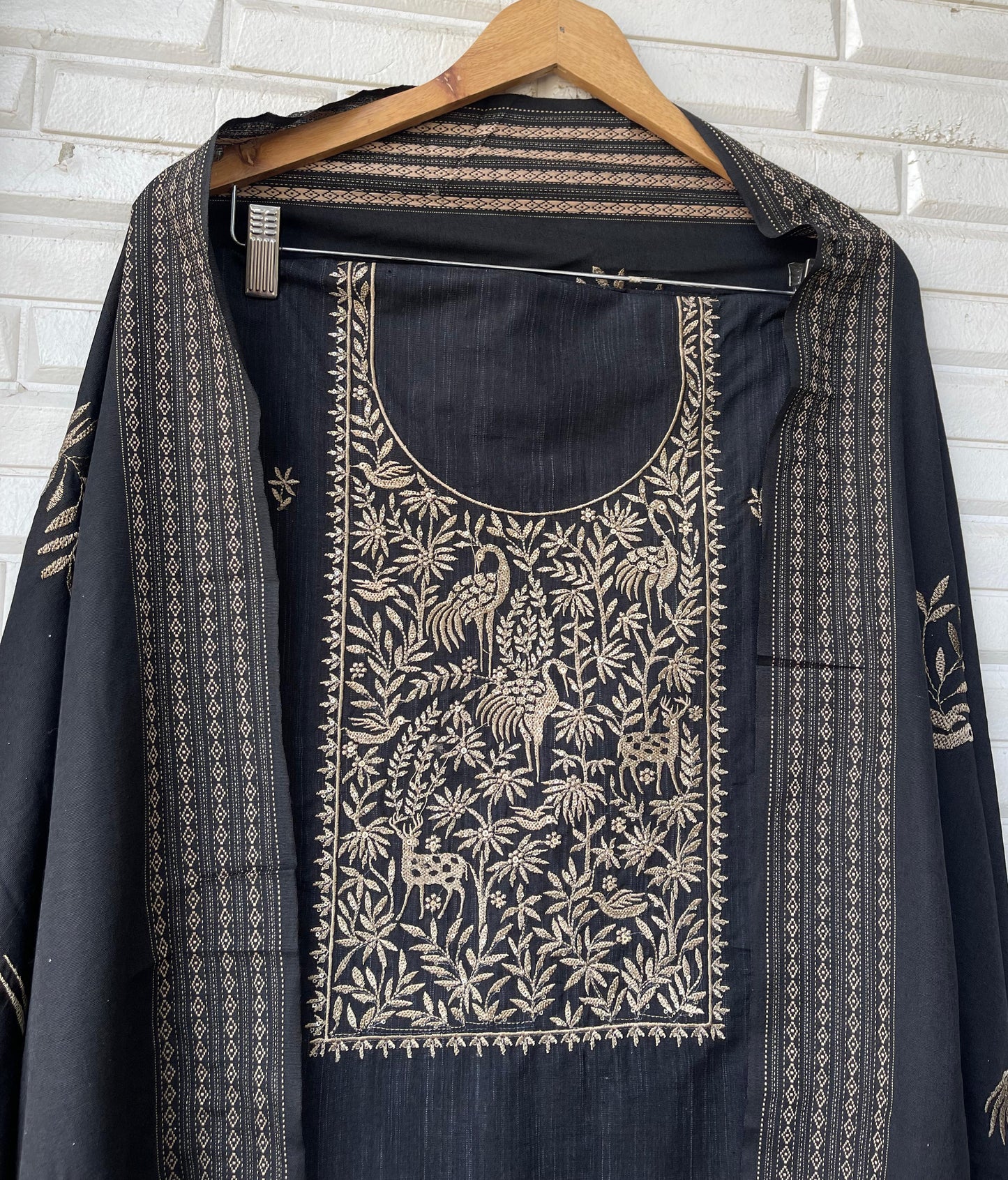 Mul chanderi unstitched ladies suit Rc18404