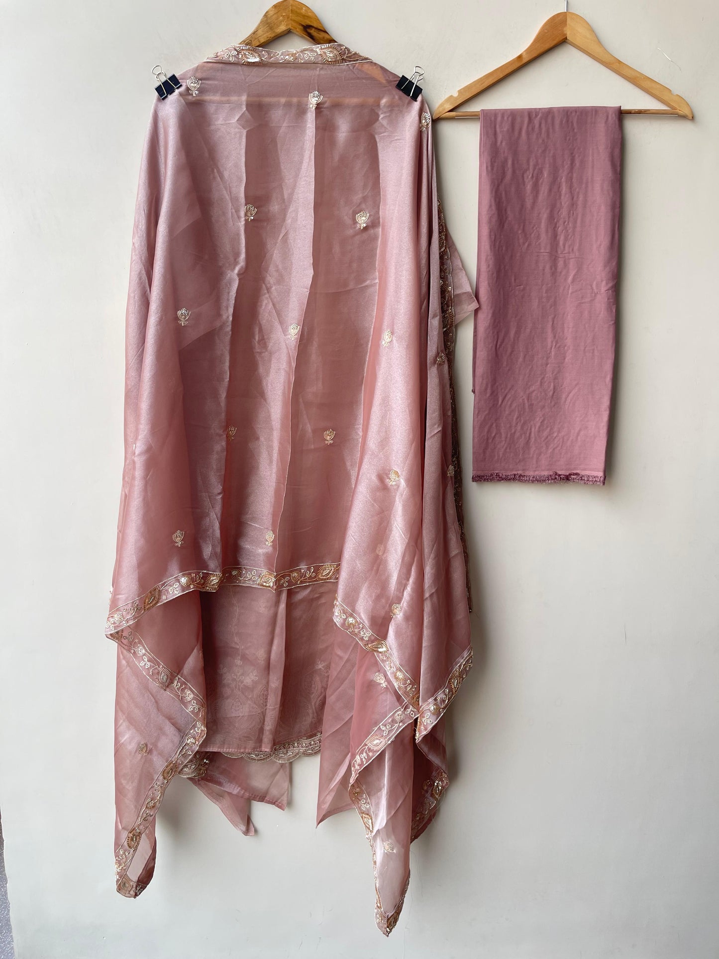 Shimmer glass silk fabric unstitched ladies suit
