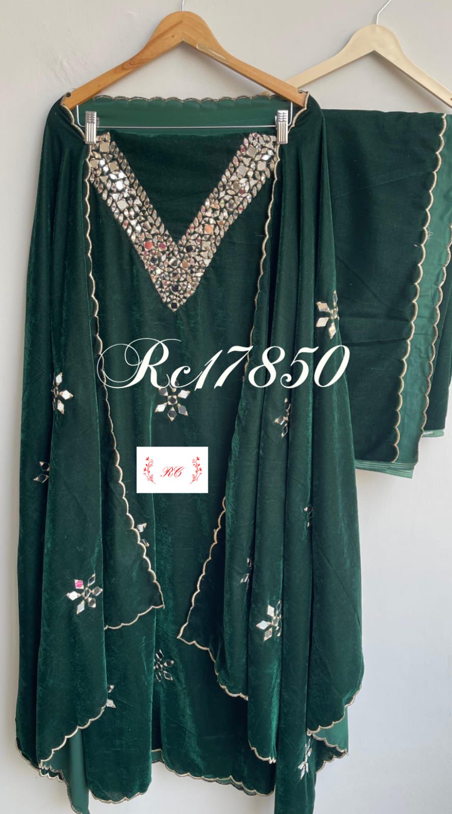 Micra velvet mirror work embroidered unstitched ladies suit Rc17850 (b)