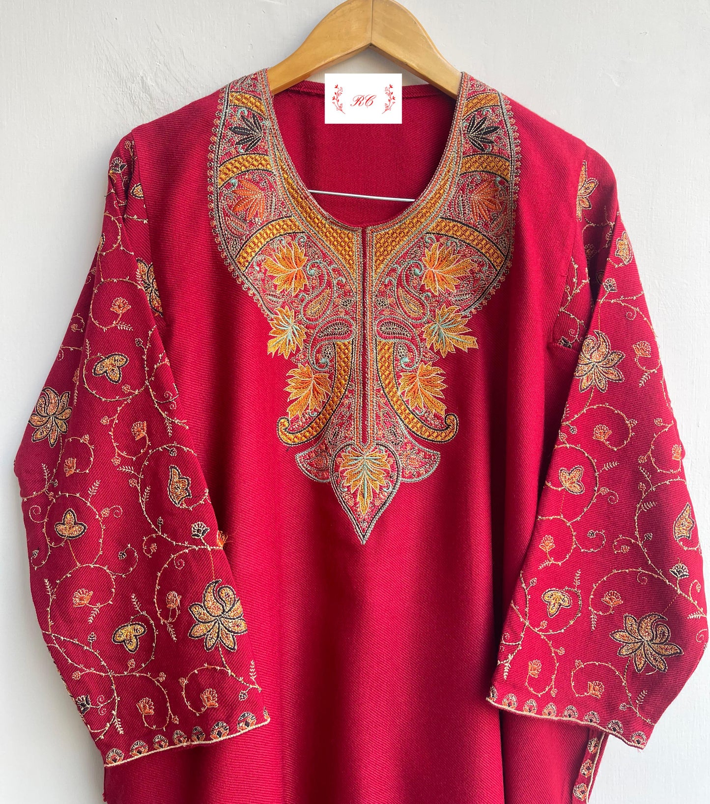 Kashmiri pheron readymade ladies kurta Rc18159