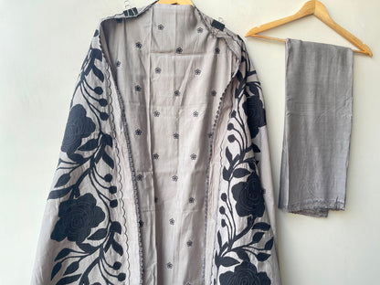 Mul chanderi printed ladies unstitched suit Rc19322 (a)