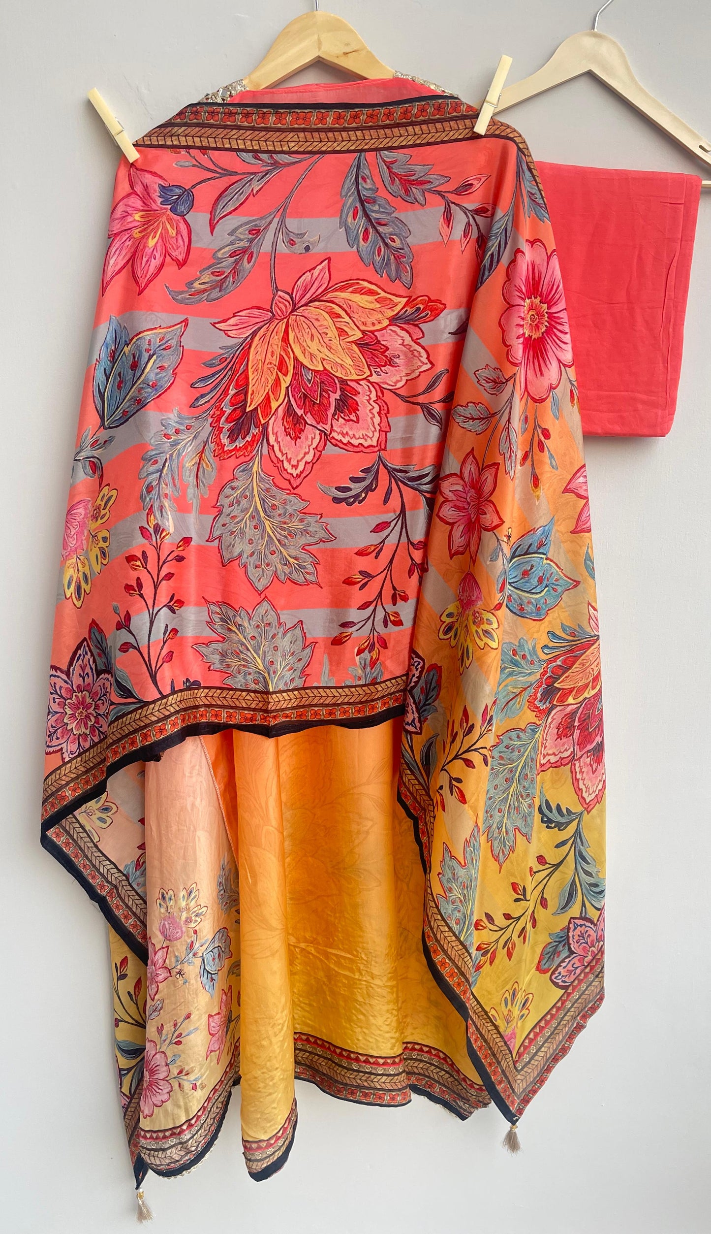 Crape satin unstitched ladies suit Rc17898