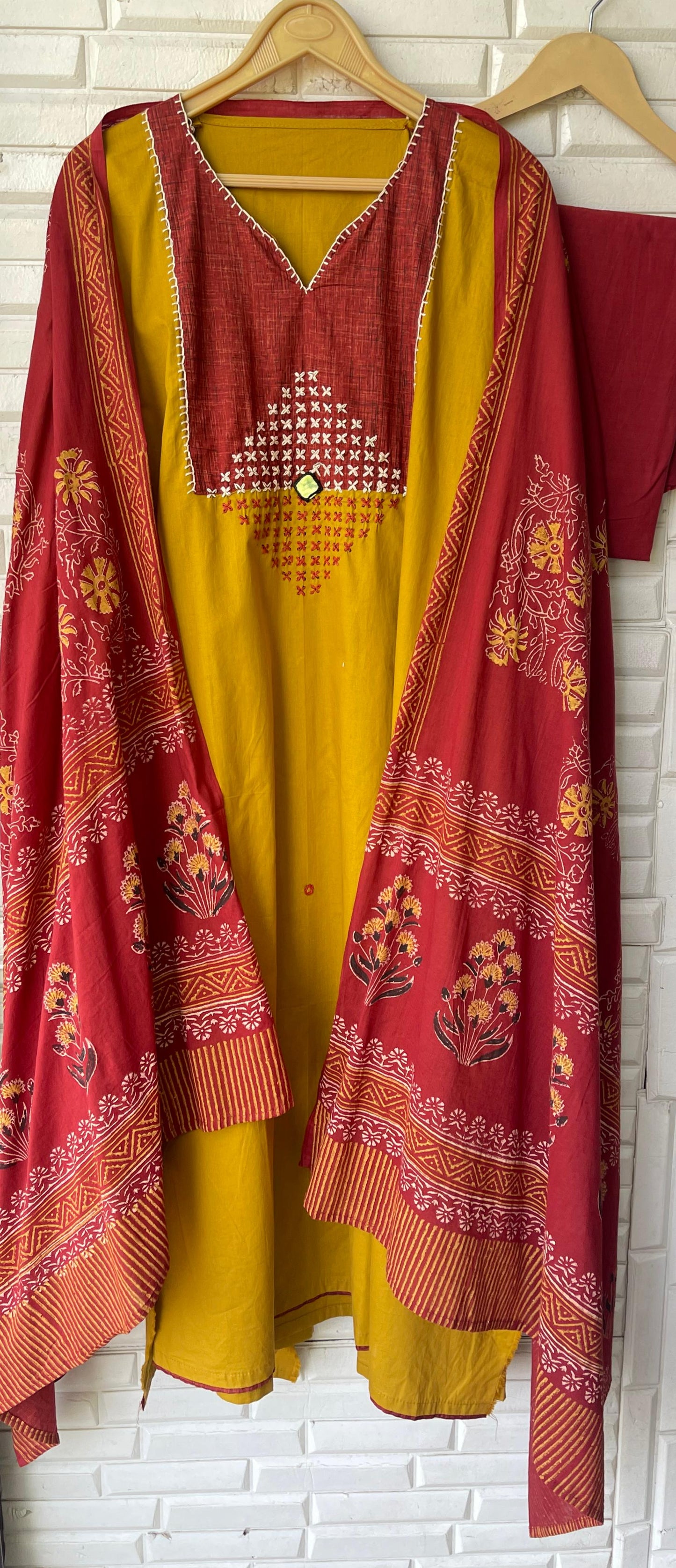 Pure cotton unstitched ladies suit Rc17745 (a)