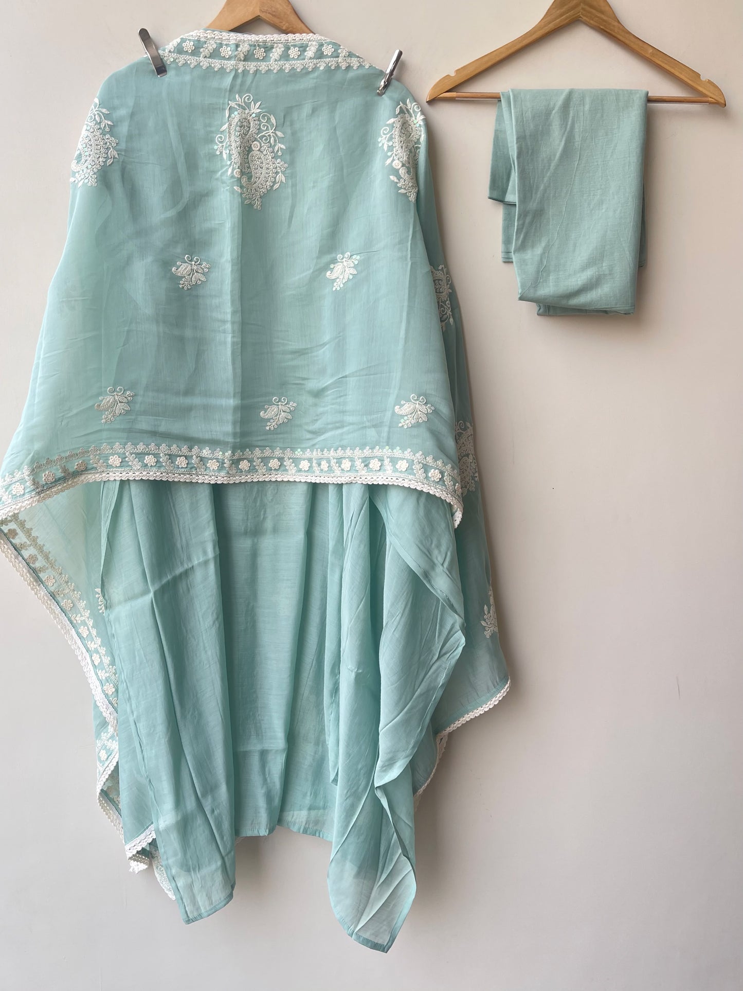 Mul chanderi unstitched ladies suit Rc18975 (c)