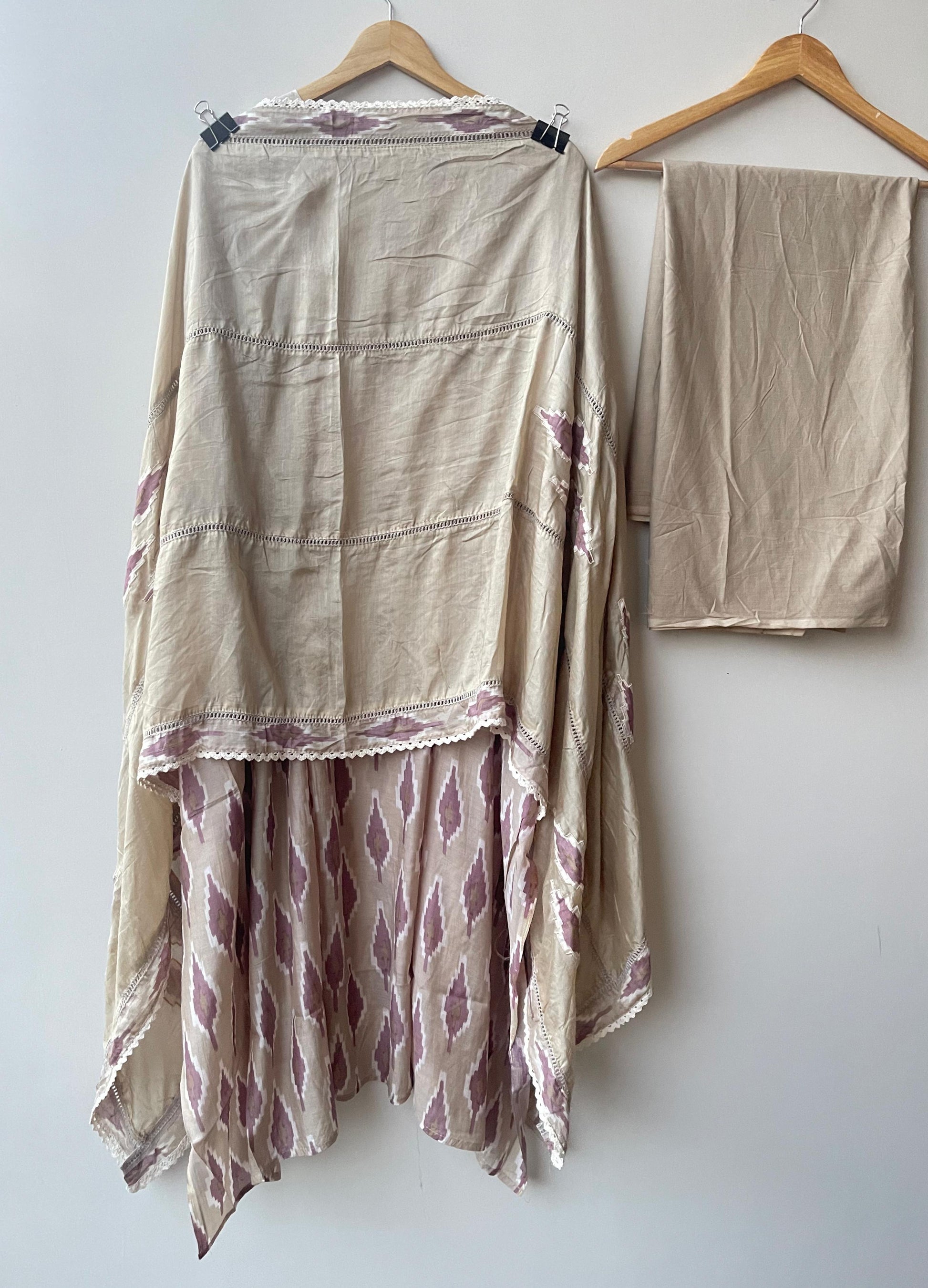 Mul Chanderi Unstitched Ladies Suit RC18865 – view 9
