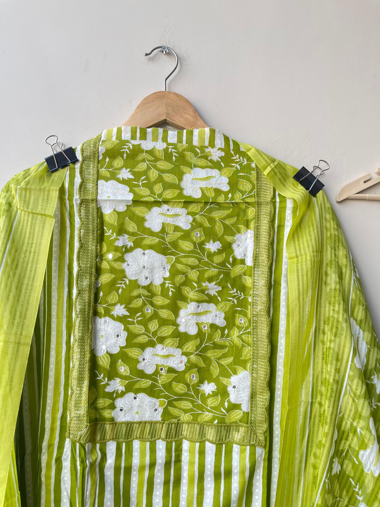 Cotton printed unstitched ladies suit Rc18909 (b)