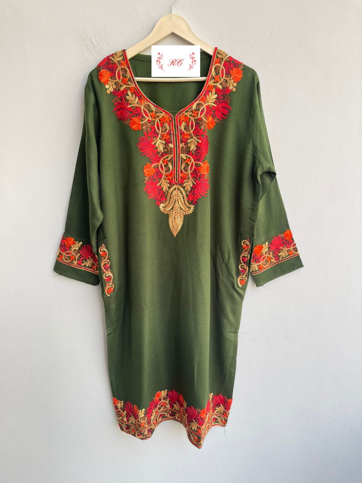 Kashmiri pheron readymade ladies winter kurta Rc18155